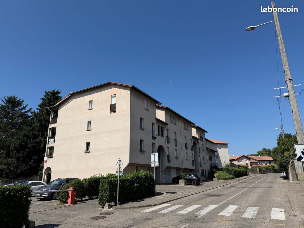 Appartement 2 pièces 51 m² · à Moirans · 51 m² · 610 €