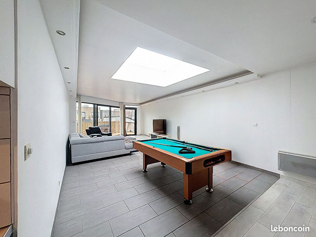 Immeuble 6 pièces 418 m² · à Dunkerque · 418 m² · 603 750 €