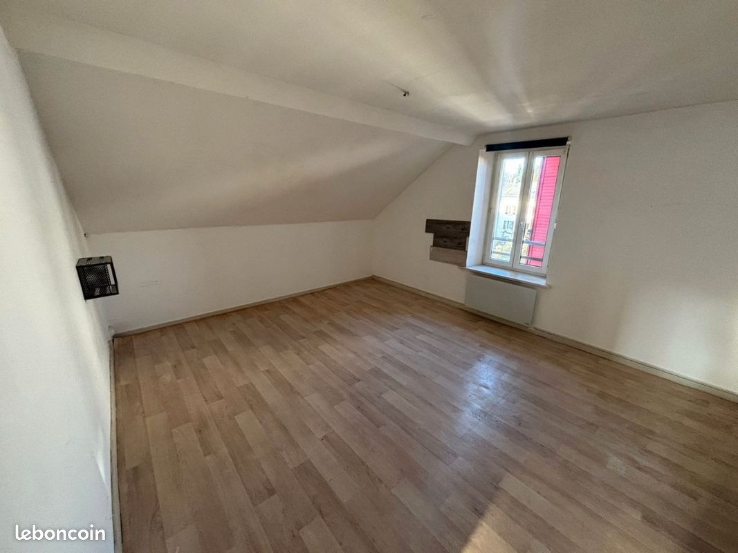 Appartement 2 pièces 51 m² · à Fesches-le-Châtel · 51 m² · 450 €/mois
