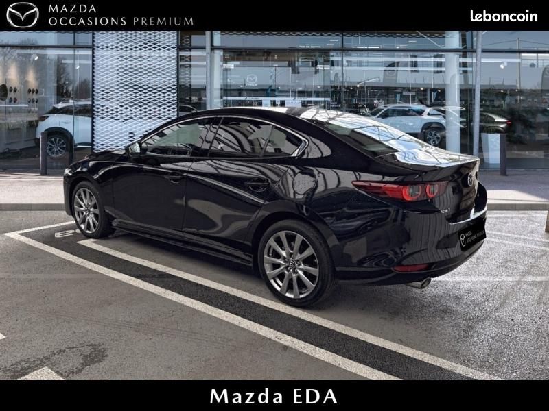 Mazda Mazda 3 Berline 2.0 e-SKYACTIV-X M-Hybrid 186ch Takumi BVA 2025 (image 6)