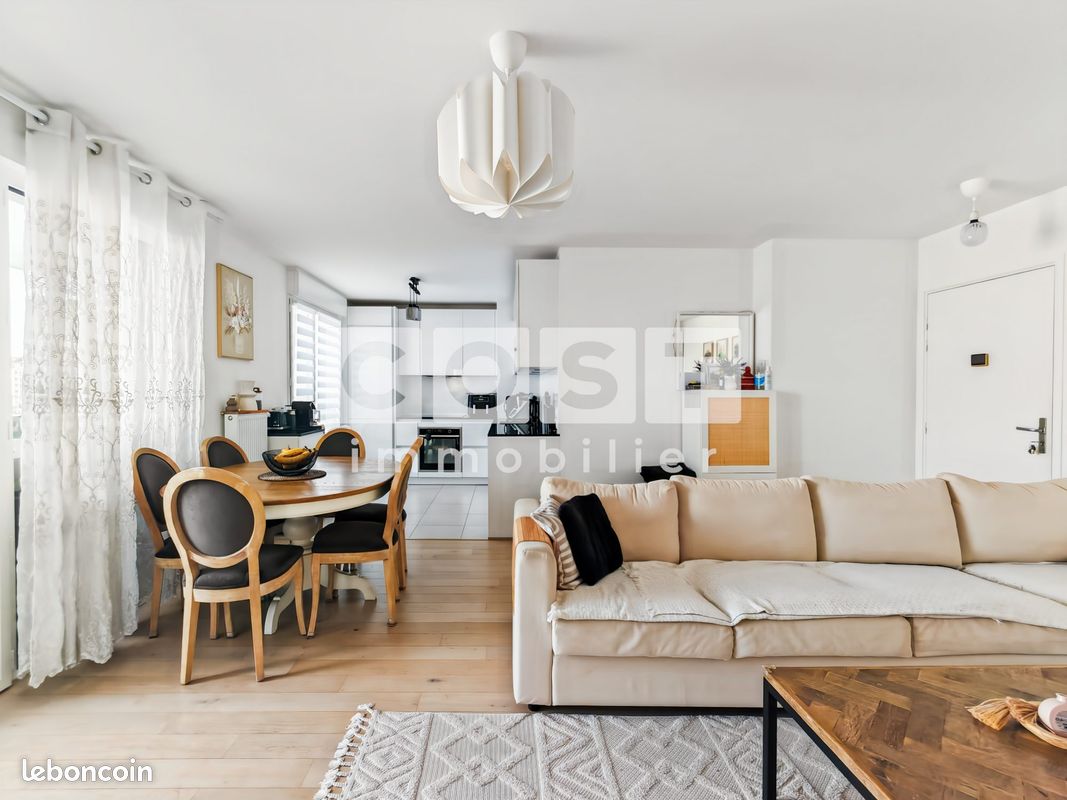 Appartement 4 pièces 82 m² · à Colombes · 82 m² · 430 000 €