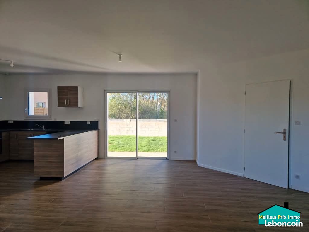Maison 4 pièces 86 m² · à Saint-Philbert-de-Grand-Lieu · 86 m² · 1 005 €/mois