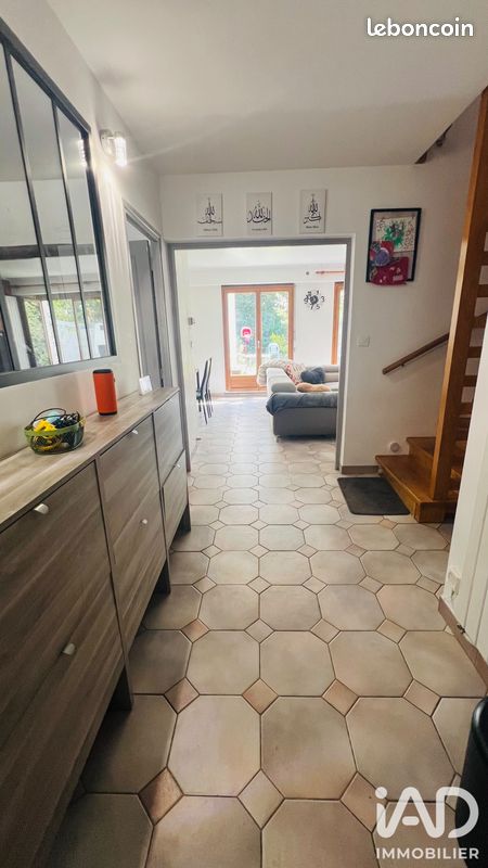 Maison 5 pièces 107 m² · à Ris-Orangis · 107 m² · 260 000 €