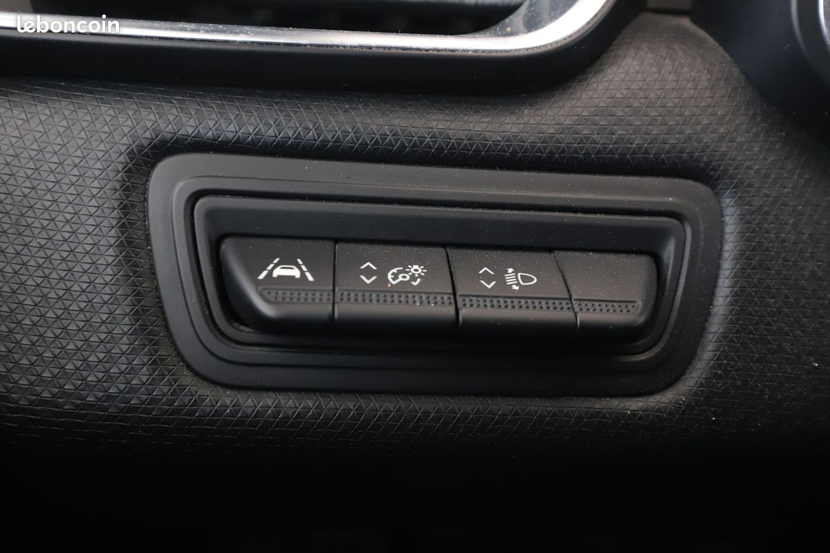 Renault Clio 1.0 TCe Intens 100 ch (image 22)