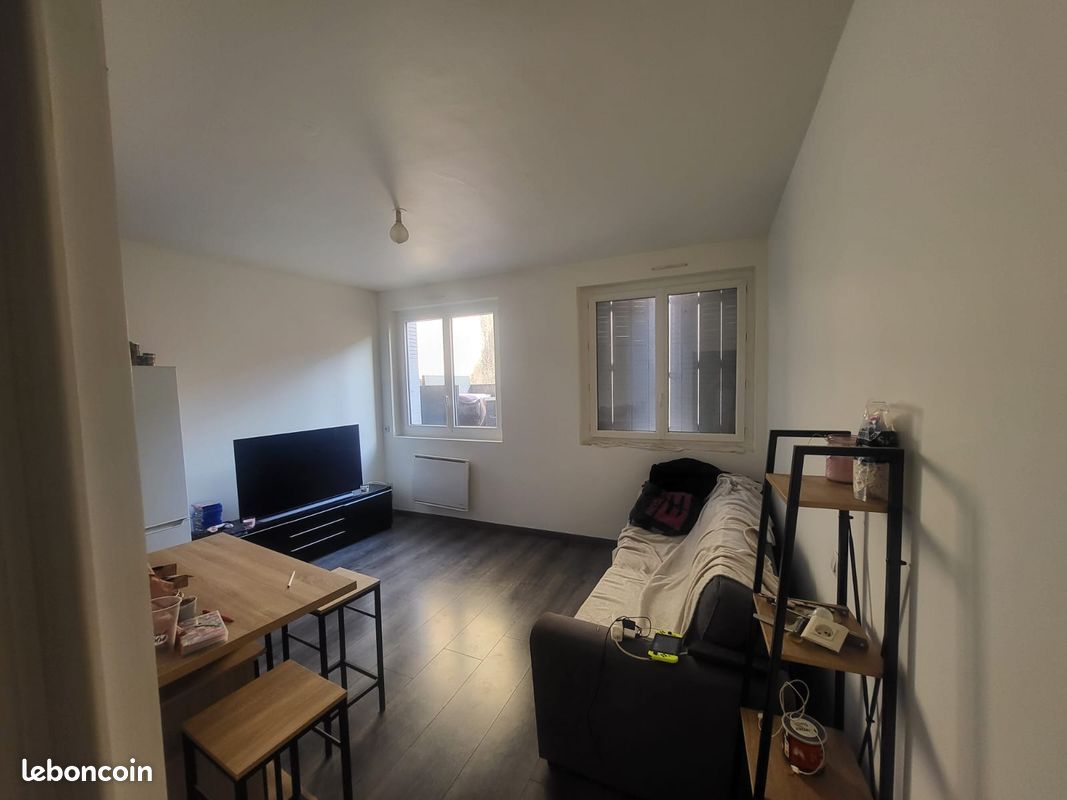 Appartement 1 pièce 27 m² · à Saint-Symphorien-sur-Coise · 27 m² · 380 €/mois