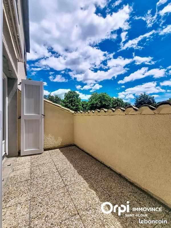 Appartement 2 pièces 62 m² · à Saint-Flour · 62 m² · 430 €