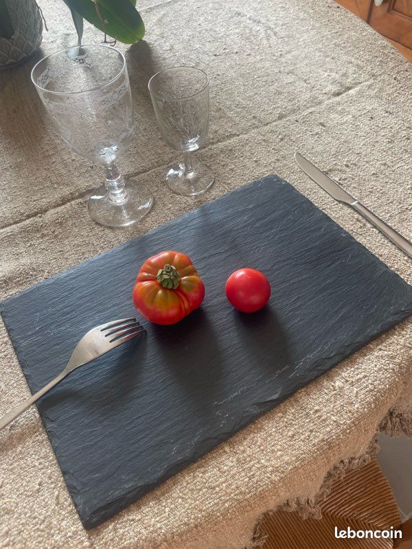 Assiettes en ardoise (image 1)