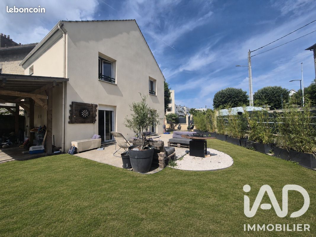 Maison 5 pièces 94 m² · à Beaumont-sur-Oise · 94 m² · 325 000 €