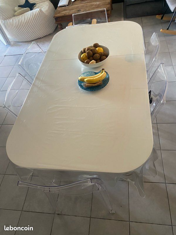 Chaise à salle à manger (image 1)