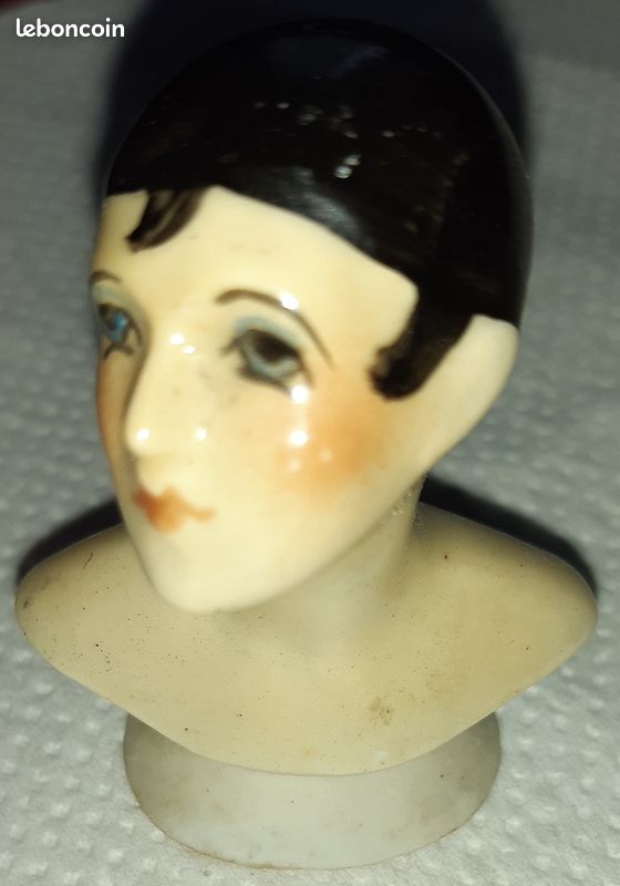 Statuette en porcelaine allemande 19ème. - Antiquités Christiaens