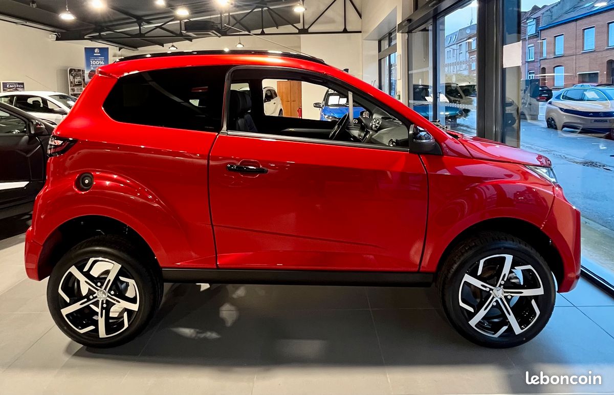Aixam Crossover premium Neuf voiture sans permis - Mabelle Auto Lomme Lille (image 2)