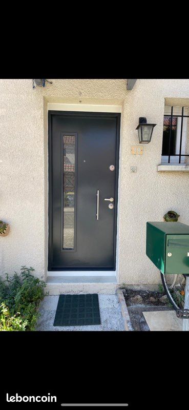 Porte en acier (image 5)