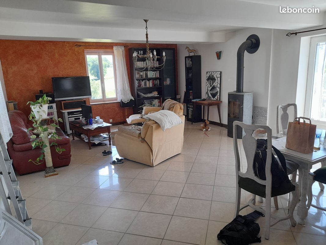 Maison 5 pièces 175 m² · à Aveizieux · 175 m² · 380 000 €
