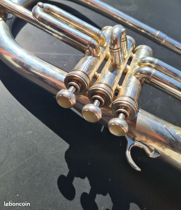 Bugle/Flugelhorn Selmer argenté en Sib des années 1960-1970 (image 5)
