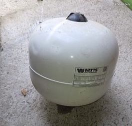 Vase d'expansion sanitaire Watts (image 1)