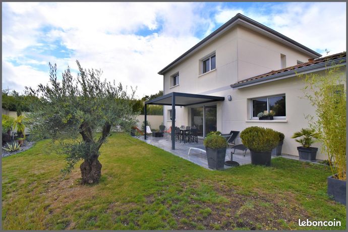 Maison 6 pièces 132 m²
