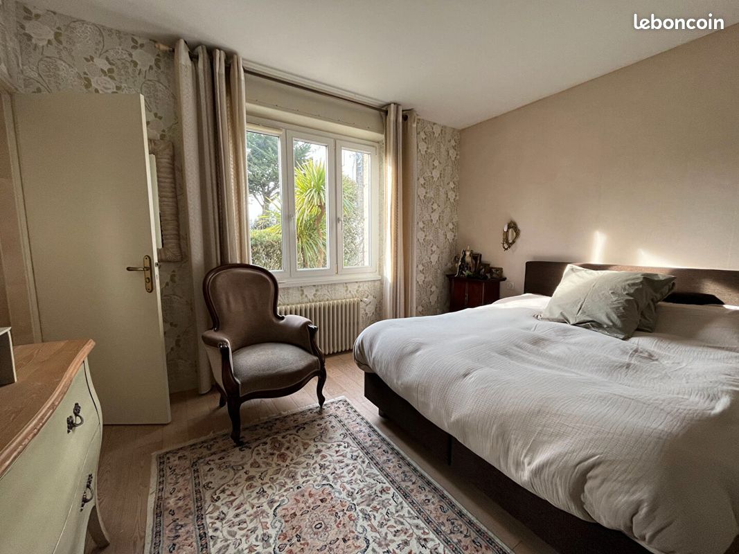 Propriété 7 pièces 157 m² (image 13)