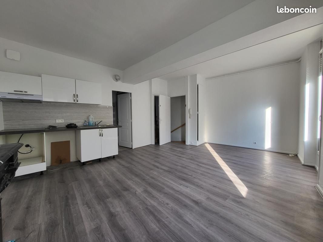 Maison a louer creil - 3 pièce(s) - 87 m2 - Surfyn