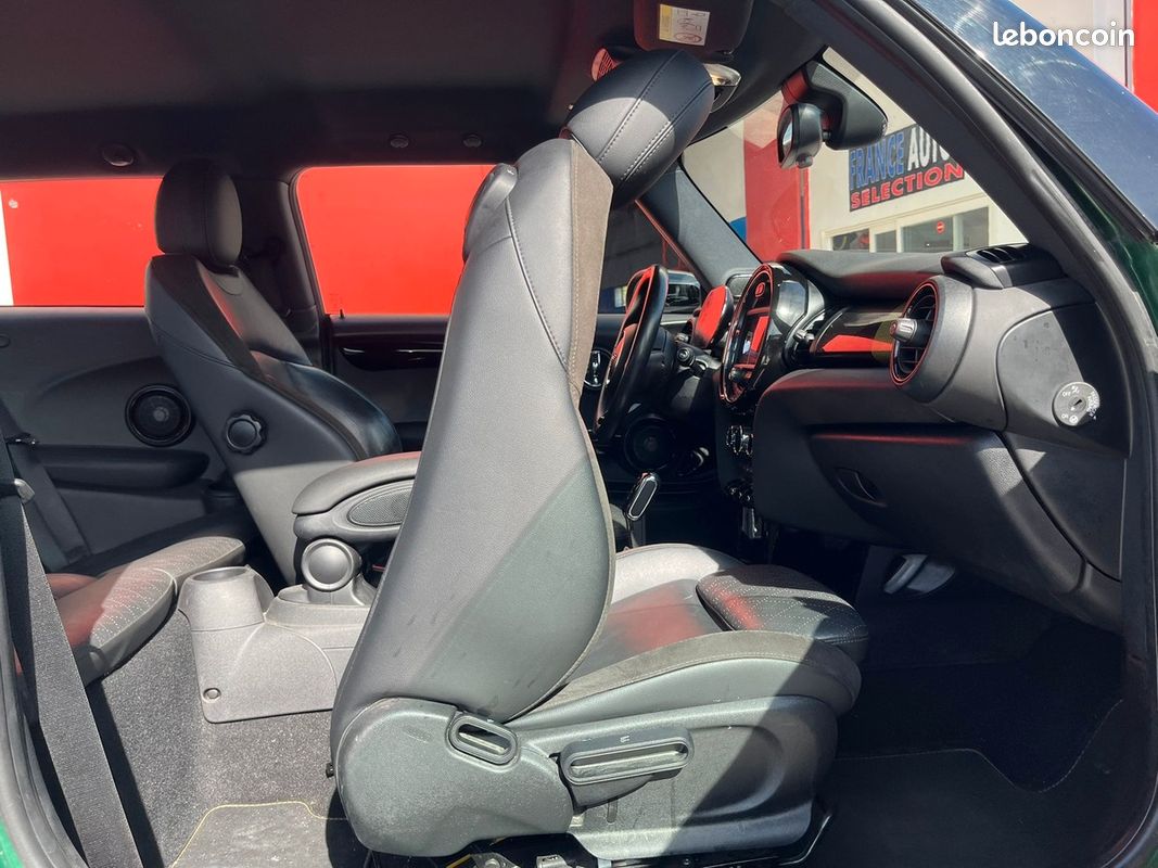 Mini Mini COOPER SE 184 CHEVAUX ÉLÉCTRIQUE - FULL OPTIONS | RÉVISÉE ET GARANTIE DE 12 MOIS EN EUROPE (image 16)