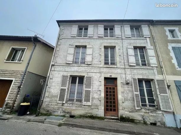 Immeuble 12 pièces 247 m²