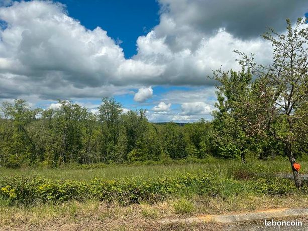 Terrain 1 300 m² Lachapelle Auzac