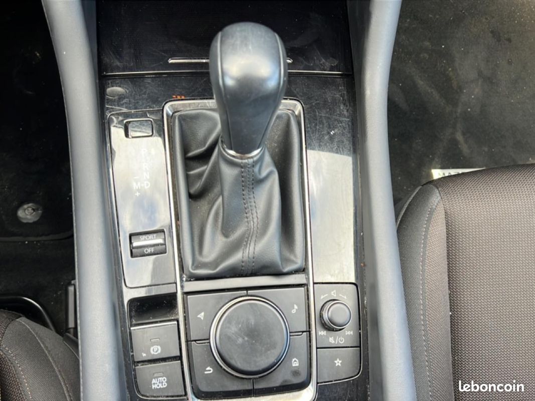 MAZDA MAZDA 3 2.0 e-skyactiv-g m-hybrid 122 business executive bva 2022 (image 22)