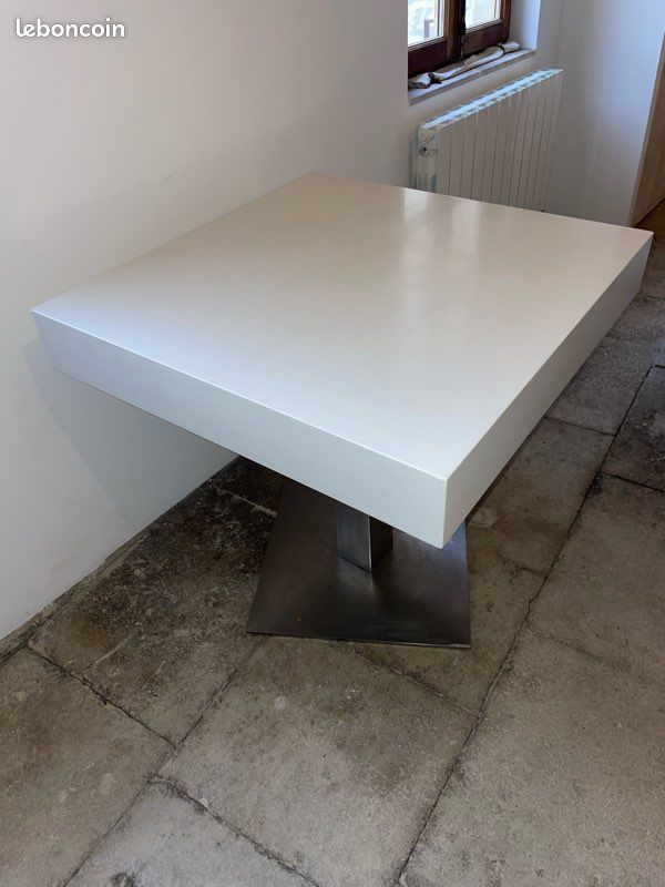 Table carré design pied inox (image 1)