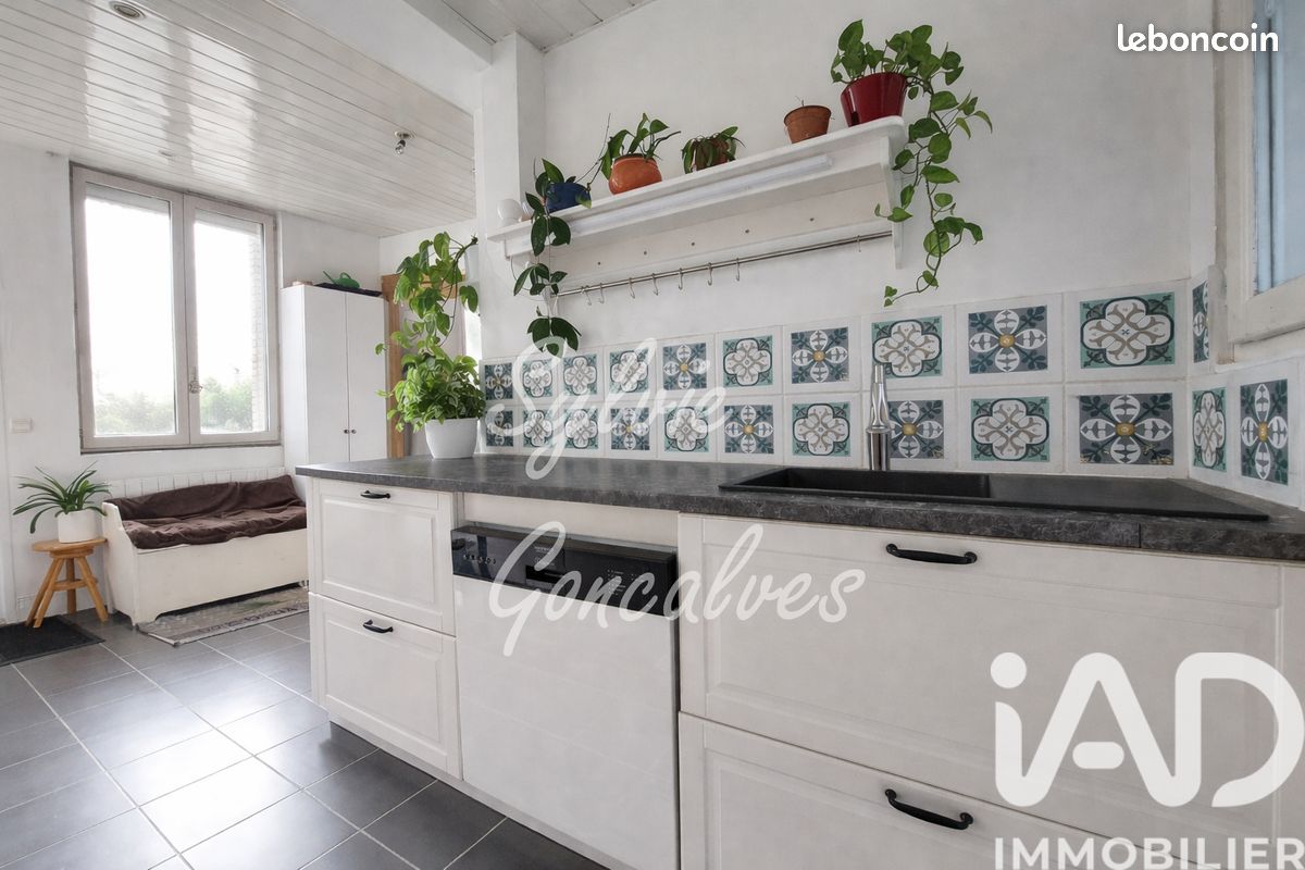 Maison 3 pièces 77 m² · à Montmorency · 77 m² · 284 000 €