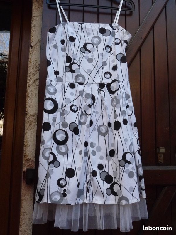 Robe Grise à Bretelles Turnover Taille 40 - Extrêmement Légère, Occasion Très Bon état