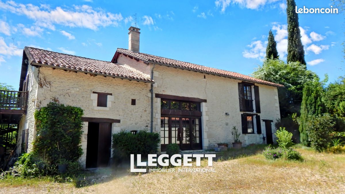 Maison 14 pièces 280 m² · à Bouteilles-Saint-Sébastien · 280 m² · 367 000 €