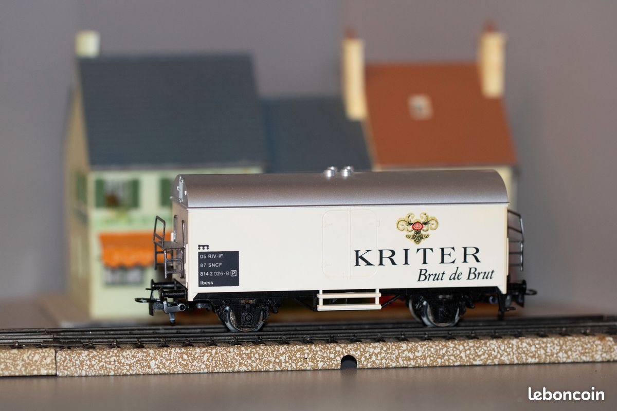 Wagon Marklin Publicitaire – SNCF Bière Le Pêcheur – 3 Rails – Échelle HO (1/87) – Occasion