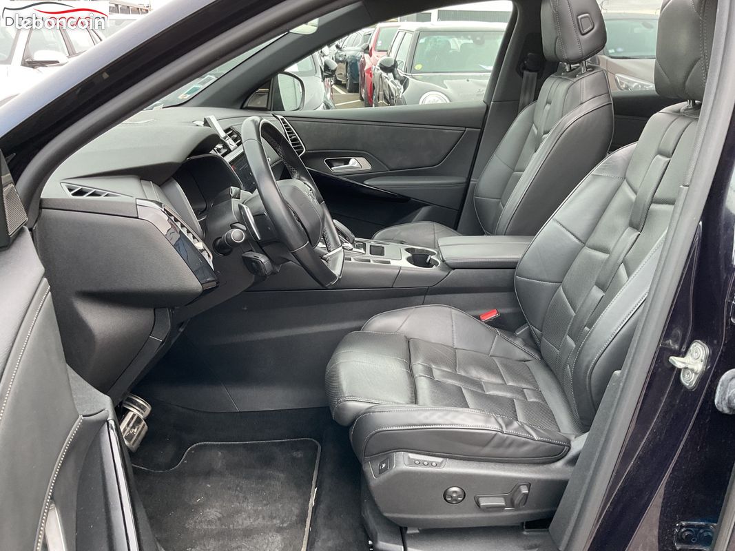DS DS7 CROSSBACK BlueHDi 180 EAT8 Louvre (image 21)