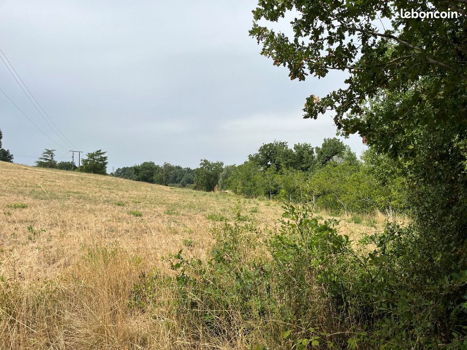 Terrain 816 m² Puygouzon · 72 900 €