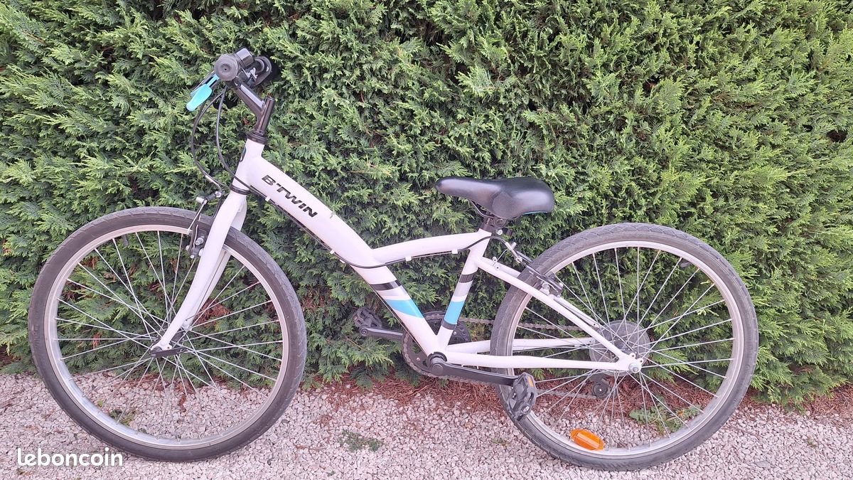 VTC BTWIN 24 POUCES (Décathlon) – Original 100 (image 1)
