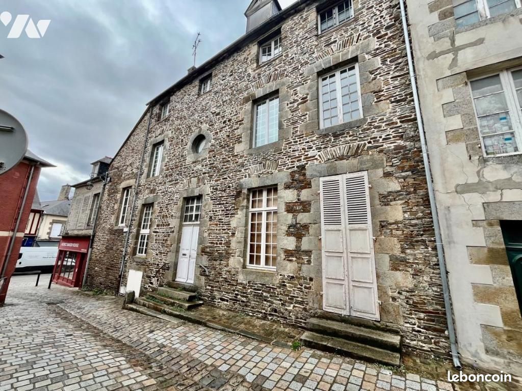 Immeuble 227 m² · à Dol-de-Bretagne · 227 m² · 220 680 €