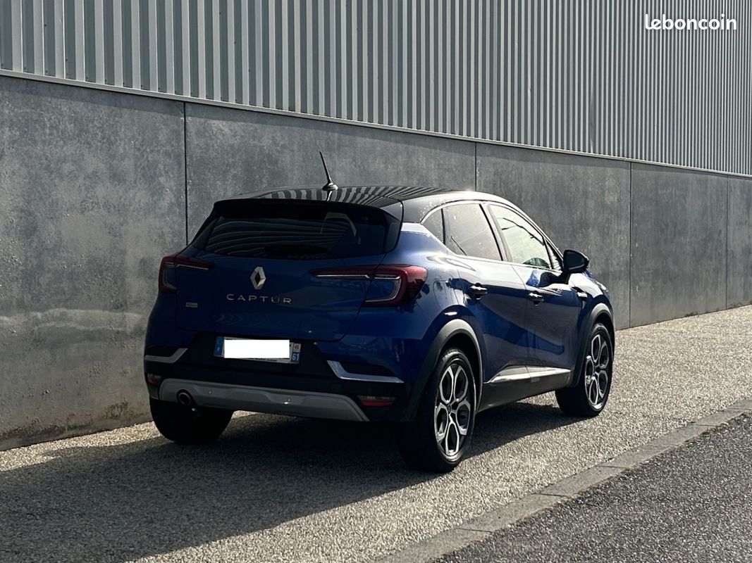 RENAULT CAPTUR Blue dCi 115 EDC Intens (image 4)