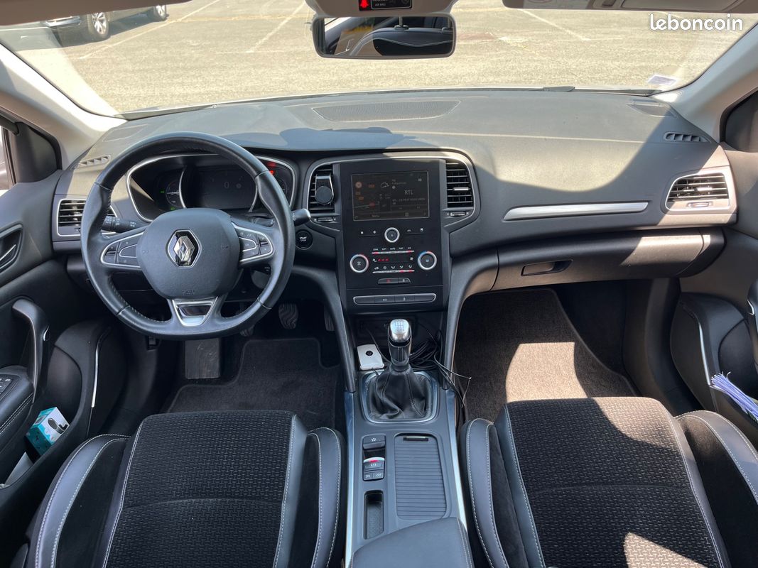 RENAULT MEGANE ESTATE 1.6 DCI 130 ENERGY INTENS * MOTEUR A CHAINE - GPS - RADAR DE RECUL - REVISON Ok (image 10)