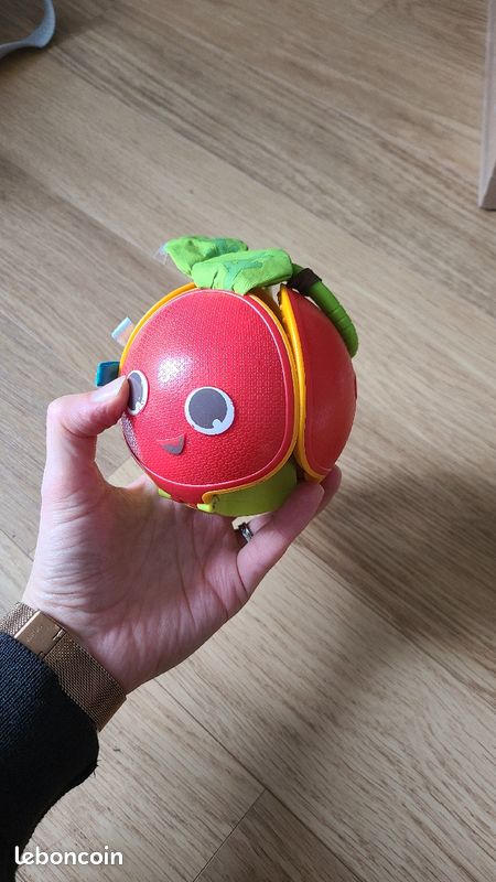 Jouet pomme (image 1)