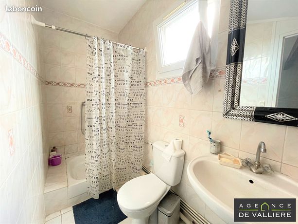 Maison a louer nanterre - 8 pièce(s) - 190 m2 - Surfyn