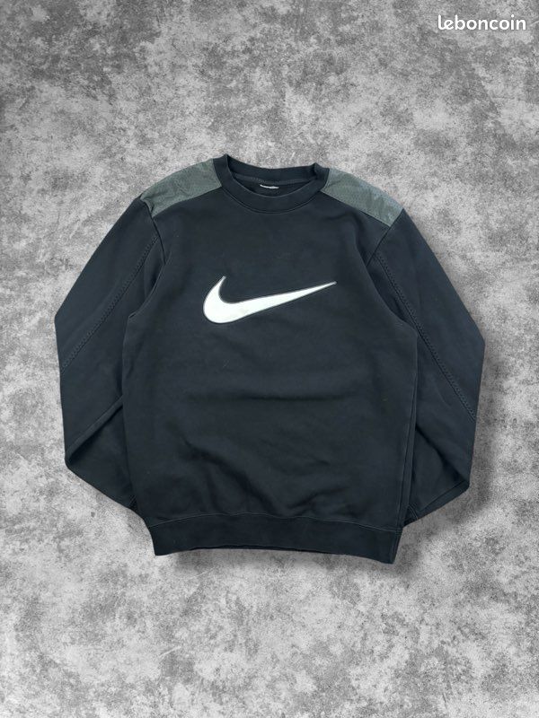 Pull Nike noir coupe big logo brodé solo swoosh - S (image 1)