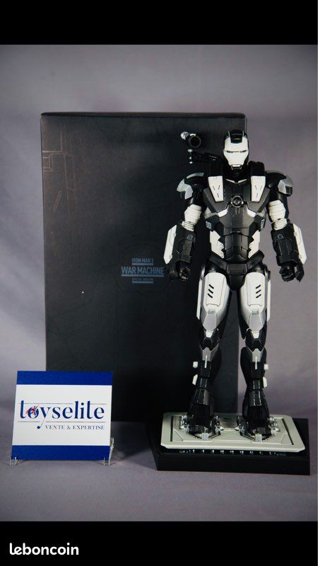 Hot Toys War Machine special version Collection
