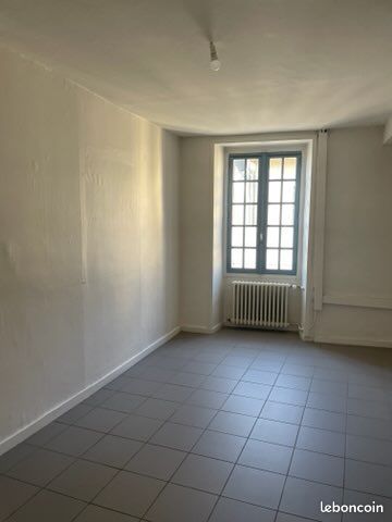 Appartement 2 pièces 30 m² · à Château-Gontier-sur-Mayenne · 30 m² · 370 €