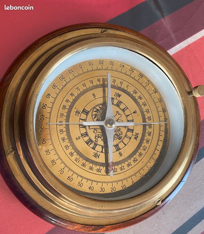 Boussole Laiton Style Nautique Anglais 1700 – Reproduction Unique Arterameferro