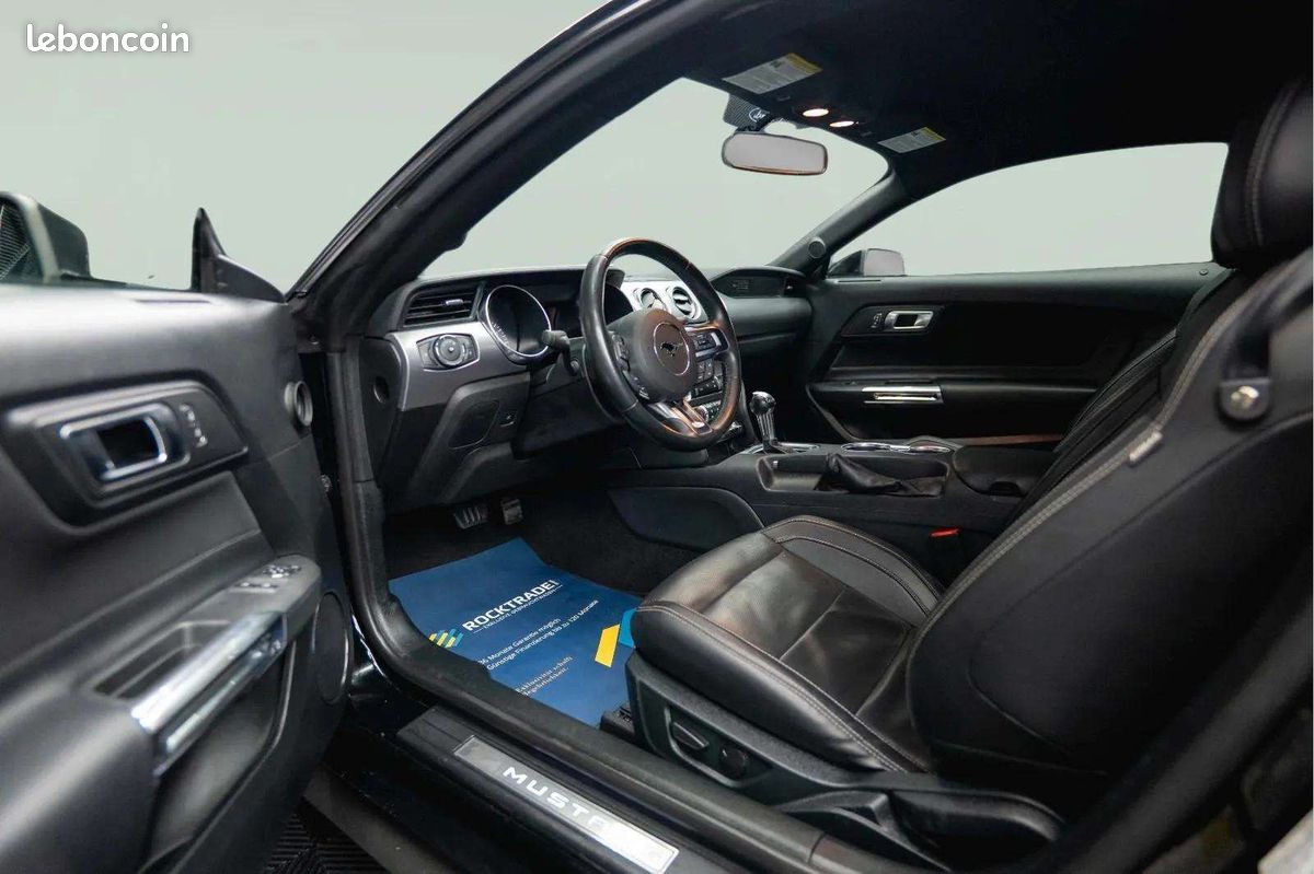 FORD Mustang GT 5.0 V8 Performance Pack * Shelby GT500 Look * Premium * V8 Atmosphérique (image 12)