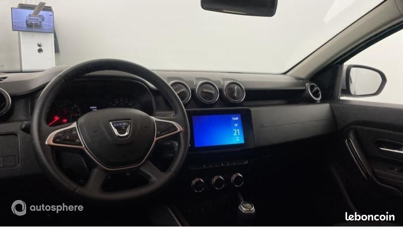 Dacia Duster 1.5 Blue dCi 115ch Prestige 4x2 (image 11)