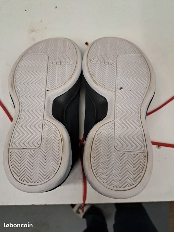 Basket enfant adidas (image 3)