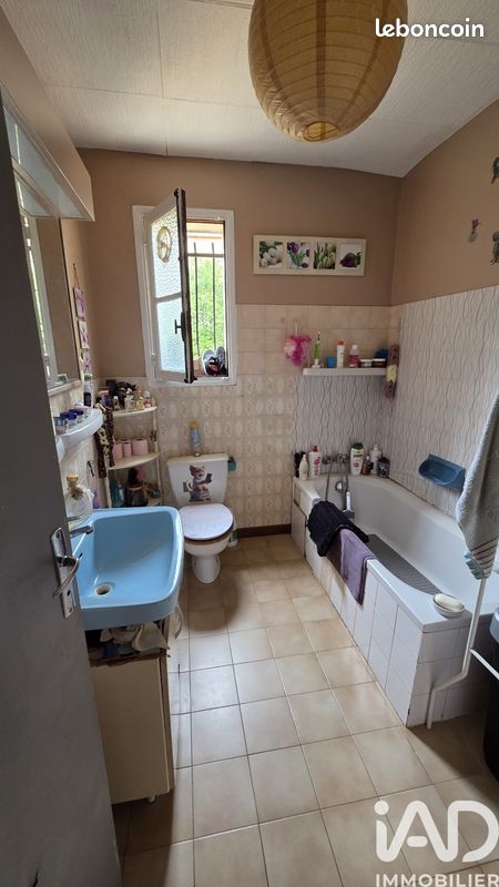 Maison 9 pièces 200 m² · à Marseillan · 200 m² · 300 000 €