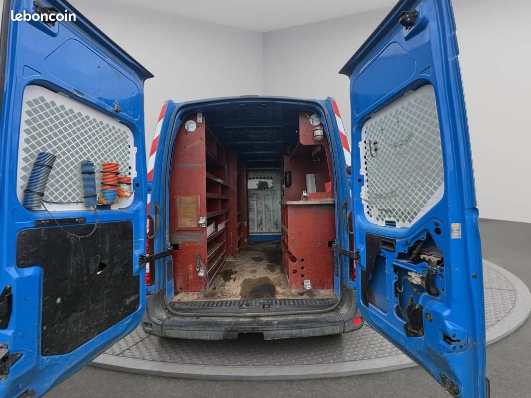 Renault Master III F3500 L2H2 dCi 165 Energy (image 19)