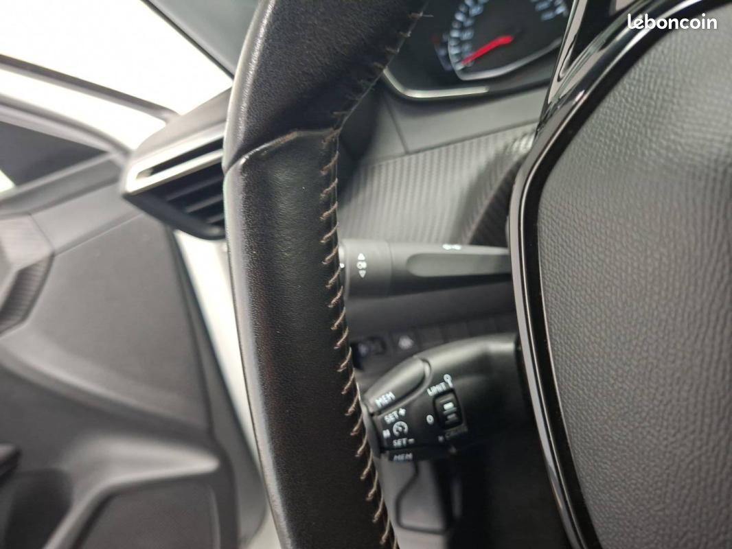 Peugeot 208 II PureTech 100 S&S BVM6 Active Business 5p (image 29)