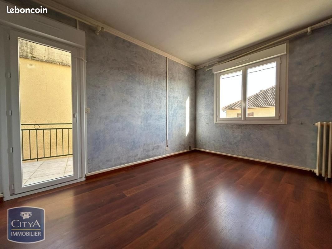 Appartement a louer brive-la-gaillarde - 6 pièce(s) - 139 m2 - Surfyn